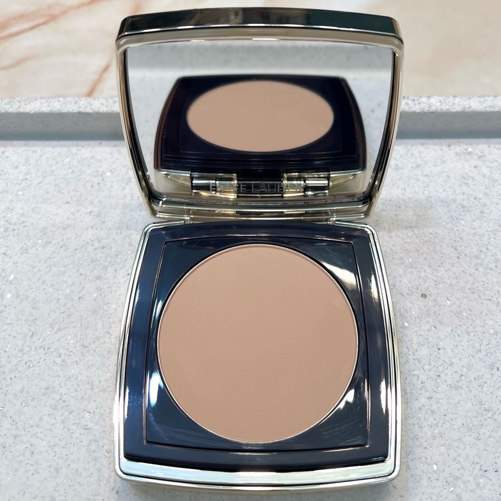 Estēe Lauder ~ 3C2 PEBBLE’ Double Wear Stay-in-Place Matte Powder Foundation NIB - Picture 6 of 16